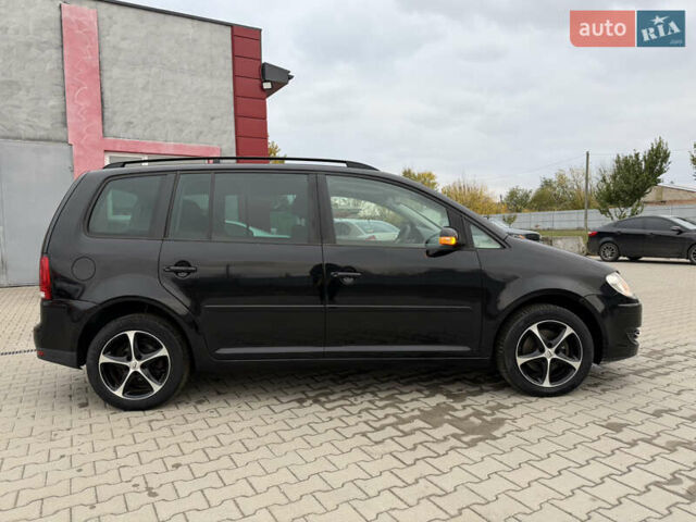 Чорний Фольксваген Туран, об'ємом двигуна 1.6 л та пробігом 201 тис. км за 7350 $, фото 22 на Automoto.ua