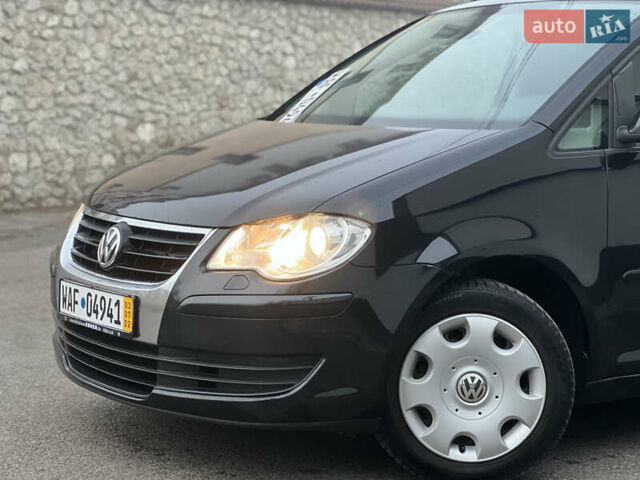 Чорний Фольксваген Туран, об'ємом двигуна 1.4 л та пробігом 248 тис. км за 7199 $, фото 30 на Automoto.ua