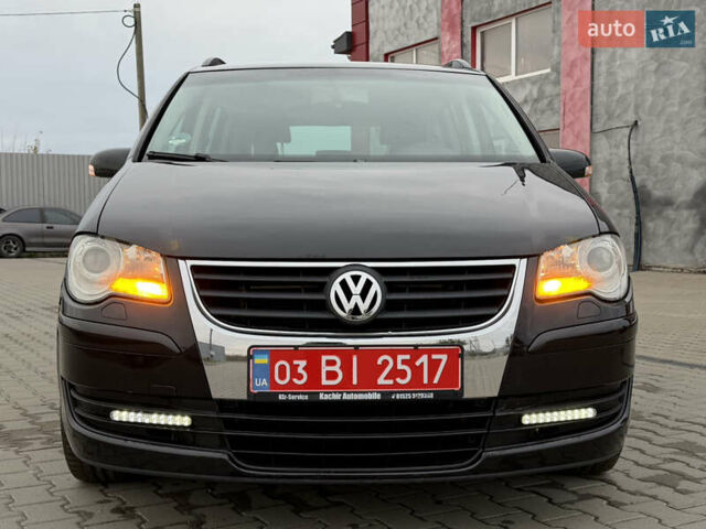 Чорний Фольксваген Туран, об'ємом двигуна 1.6 л та пробігом 201 тис. км за 7350 $, фото 9 на Automoto.ua