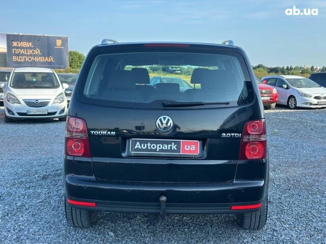 Черный Фольксваген Туран, объемом двигателя 2 л и пробегом 260 тыс. км за 7890 $, фото 7 на Automoto.ua