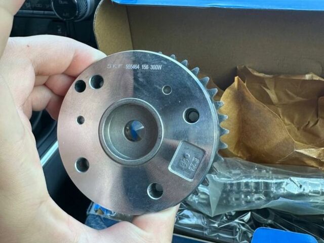 Черный Фольксваген Туран, объемом двигателя 1.4 л и пробегом 260 тыс. км за 6500 $, фото 18 на Automoto.ua