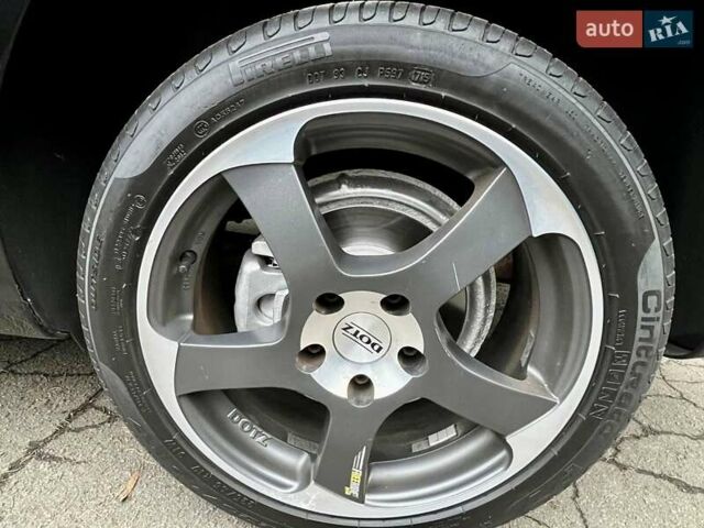 Чорний Фольксваген Туран, об'ємом двигуна 1.6 л та пробігом 221 тис. км за 7750 $, фото 42 на Automoto.ua