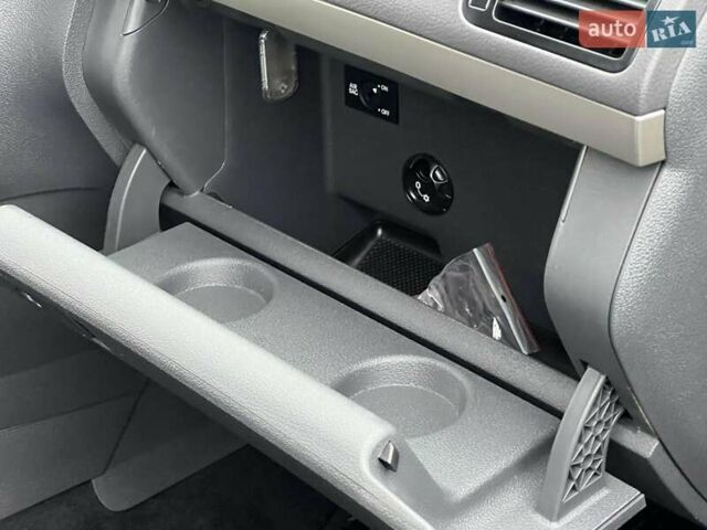 Чорний Фольксваген Туран, об'ємом двигуна 1.6 л та пробігом 147 тис. км за 8350 $, фото 33 на Automoto.ua