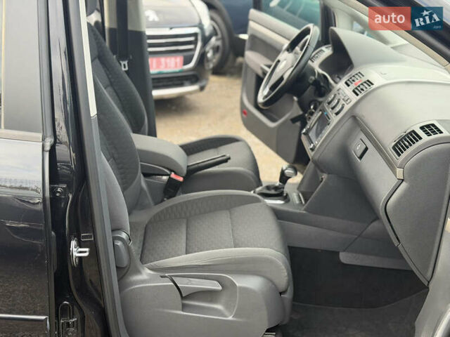 Чорний Фольксваген Туран, об'ємом двигуна 1.4 л та пробігом 169 тис. км за 7250 $, фото 11 на Automoto.ua