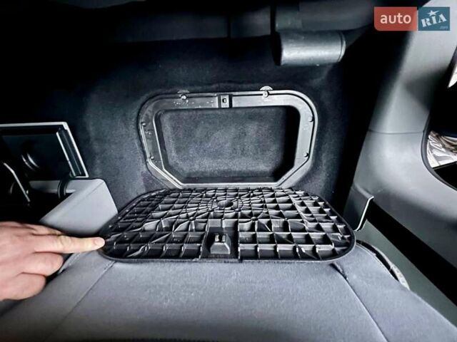 Чорний Фольксваген Туран, об'ємом двигуна 1.6 л та пробігом 221 тис. км за 7750 $, фото 76 на Automoto.ua