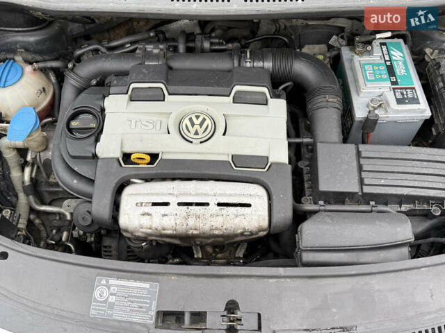 Черный Фольксваген Туран, объемом двигателя 1.4 л и пробегом 227 тыс. км за 7200 $, фото 69 на Automoto.ua