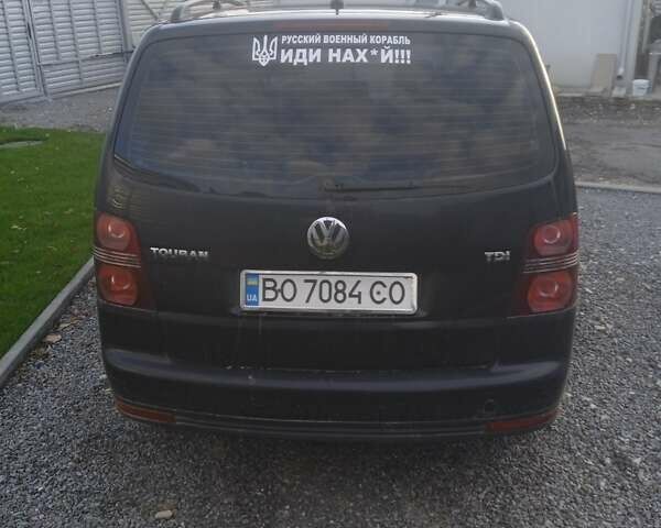 Черный Фольксваген Туран, объемом двигателя 1.9 л и пробегом 227 тыс. км за 7999 $, фото 4 на Automoto.ua