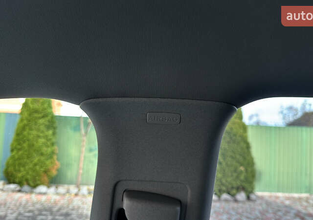 Черный Фольксваген Туран, объемом двигателя 1.6 л и пробегом 176 тыс. км за 8198 $, фото 68 на Automoto.ua