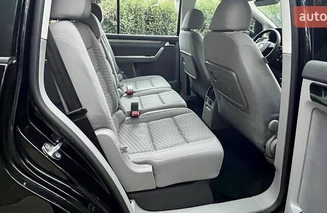 Чорний Фольксваген Туран, об'ємом двигуна 1.6 л та пробігом 221 тис. км за 7750 $, фото 73 на Automoto.ua