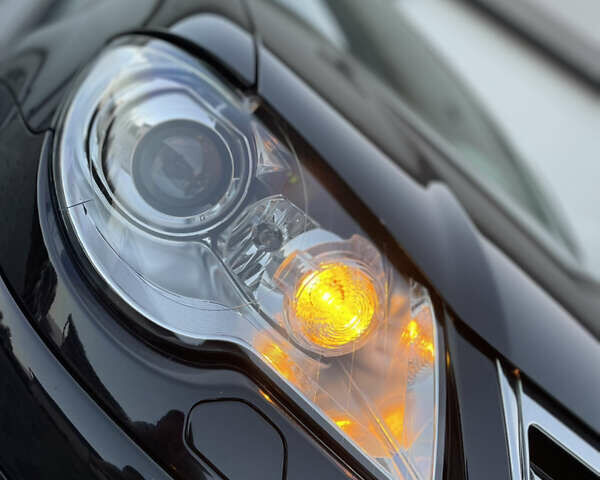 Чорний Фольксваген Туран, об'ємом двигуна 2 л та пробігом 292 тис. км за 8999 $, фото 11 на Automoto.ua