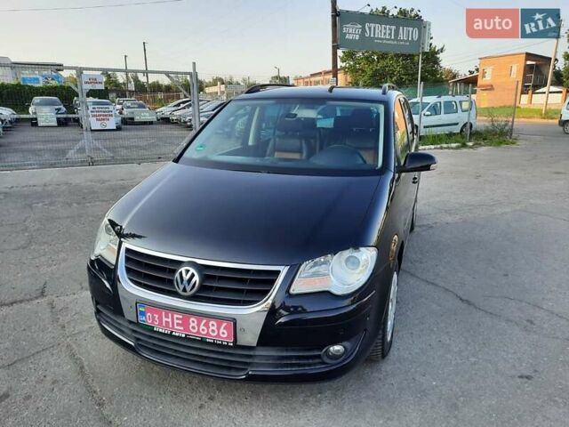 Черный Фольксваген Туран, объемом двигателя 1.6 л и пробегом 213 тыс. км за 8550 $, фото 6 на Automoto.ua