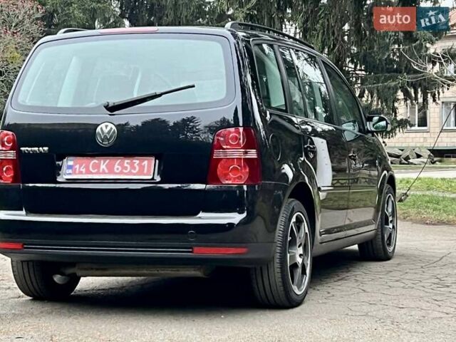 Чорний Фольксваген Туран, об'ємом двигуна 1.6 л та пробігом 221 тис. км за 7750 $, фото 12 на Automoto.ua