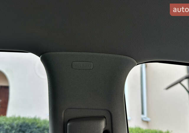 Черный Фольксваген Туран, объемом двигателя 1.6 л и пробегом 176 тыс. км за 8198 $, фото 70 на Automoto.ua