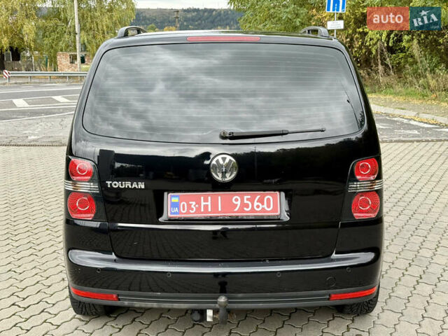 Чорний Фольксваген Туран, об'ємом двигуна 1.6 л та пробігом 200 тис. км за 7950 $, фото 13 на Automoto.ua