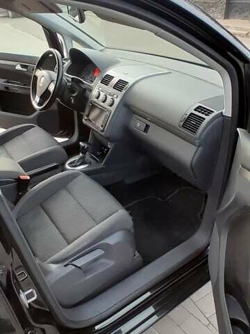 Чорний Фольксваген Туран, об'ємом двигуна 1.4 л та пробігом 212 тис. км за 6200 $, фото 10 на Automoto.ua