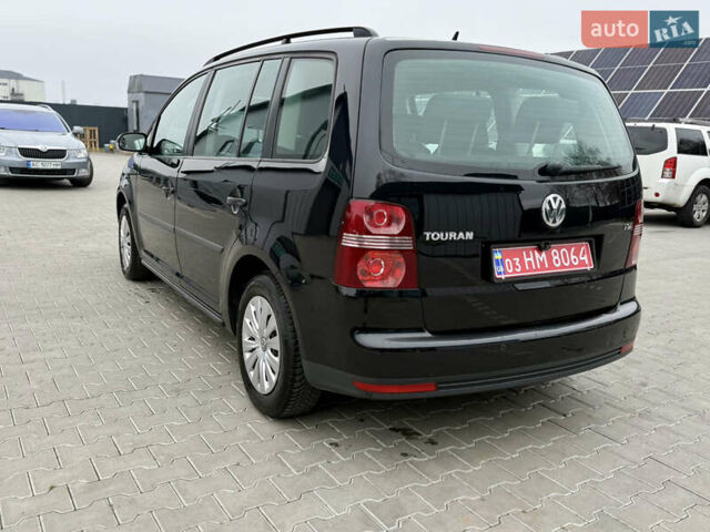 Черный Фольксваген Туран, объемом двигателя 1.4 л и пробегом 227 тыс. км за 7200 $, фото 12 на Automoto.ua