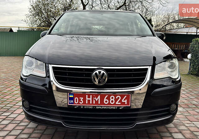 Черный Фольксваген Туран, объемом двигателя 1.6 л и пробегом 176 тыс. км за 8198 $, фото 17 на Automoto.ua