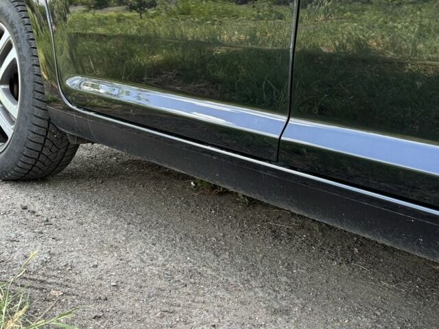 Черный Фольксваген Туран, объемом двигателя 1.4 л и пробегом 191 тыс. км за 8500 $, фото 7 на Automoto.ua