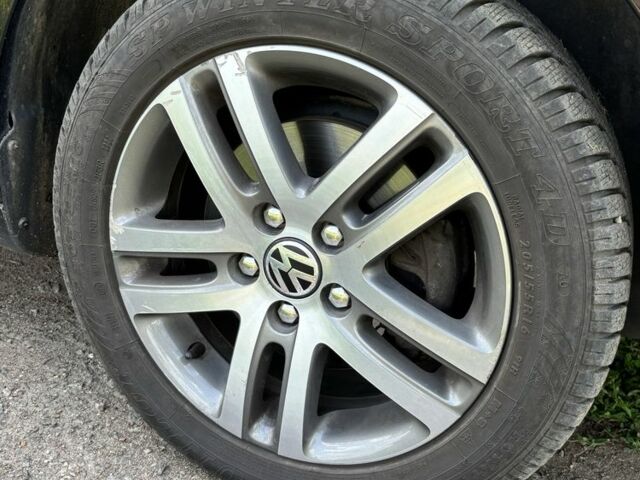 Черный Фольксваген Туран, объемом двигателя 1.4 л и пробегом 191 тыс. км за 8500 $, фото 6 на Automoto.ua