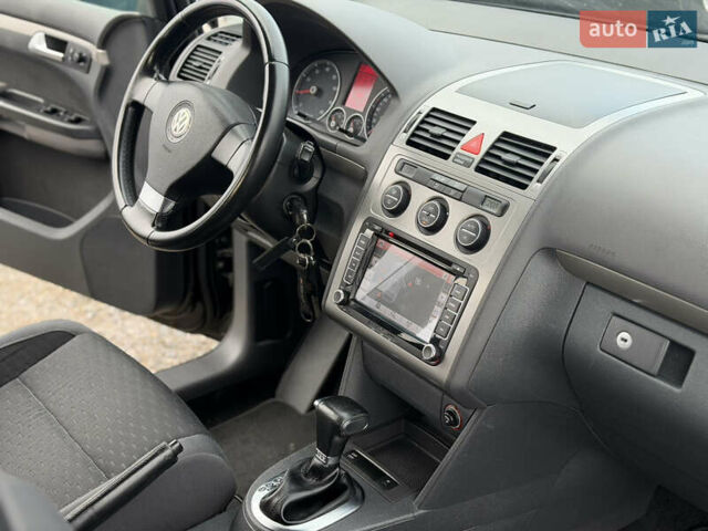 Чорний Фольксваген Туран, об'ємом двигуна 1.4 л та пробігом 169 тис. км за 7250 $, фото 15 на Automoto.ua