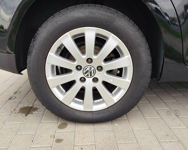 Чорний Фольксваген Туран, об'ємом двигуна 1.4 л та пробігом 194 тис. км за 6600 $, фото 42 на Automoto.ua