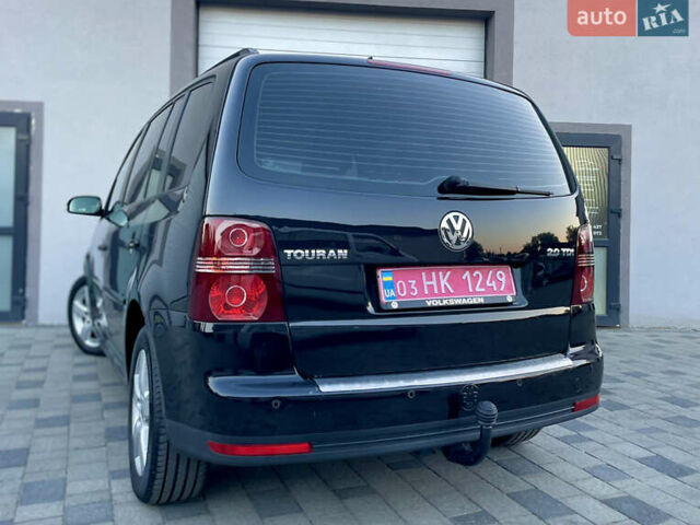 Чорний Фольксваген Туран, об'ємом двигуна 2 л та пробігом 292 тис. км за 8850 $, фото 15 на Automoto.ua