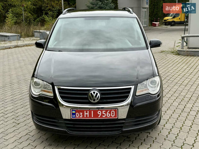 Чорний Фольксваген Туран, об'ємом двигуна 1.6 л та пробігом 200 тис. км за 7950 $, фото 10 на Automoto.ua