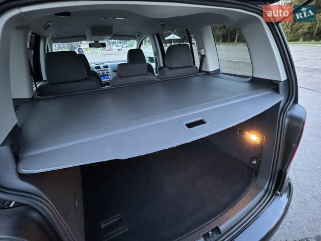 Черный Фольксваген Туран, объемом двигателя 1.4 л и пробегом 224 тыс. км за 6499 $, фото 31 на Automoto.ua