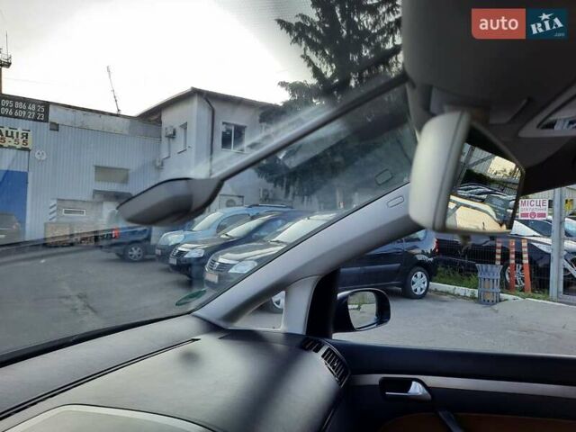 Черный Фольксваген Туран, объемом двигателя 1.6 л и пробегом 213 тыс. км за 8550 $, фото 66 на Automoto.ua