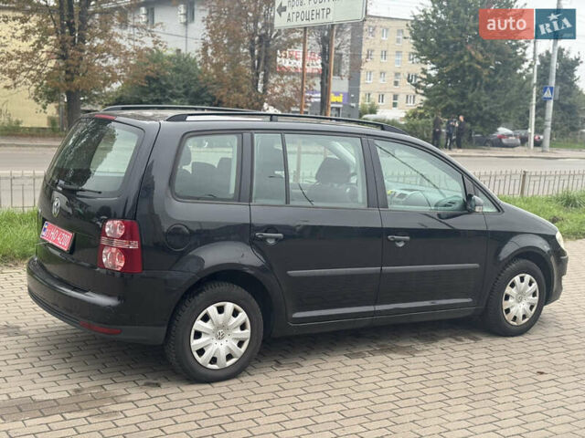 Чорний Фольксваген Туран, об'ємом двигуна 1.6 л та пробігом 260 тис. км за 6299 $, фото 7 на Automoto.ua