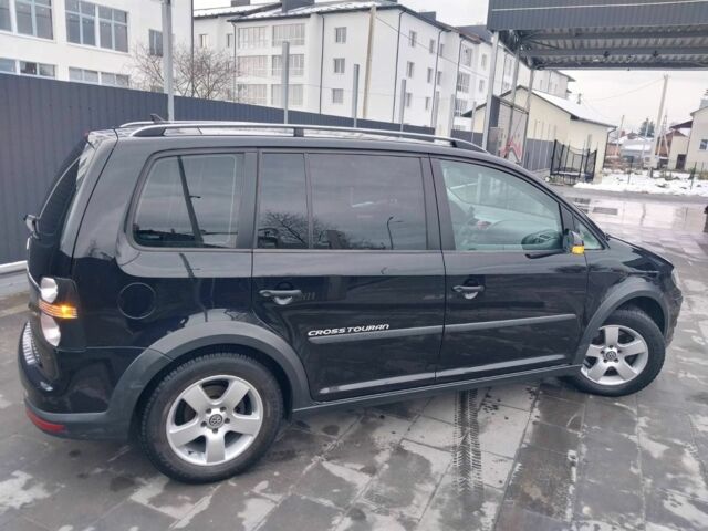 Черный Фольксваген Туран, объемом двигателя 2 л и пробегом 242 тыс. км за 6950 $, фото 13 на Automoto.ua