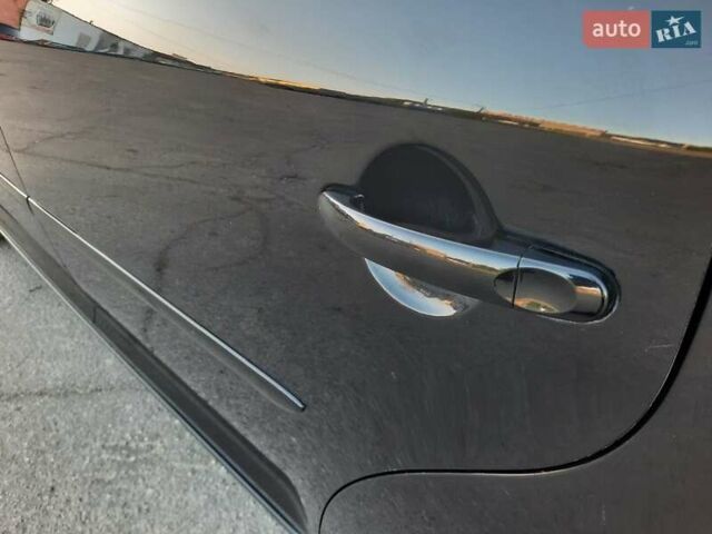 Черный Фольксваген Туран, объемом двигателя 1.6 л и пробегом 213 тыс. км за 8550 $, фото 75 на Automoto.ua