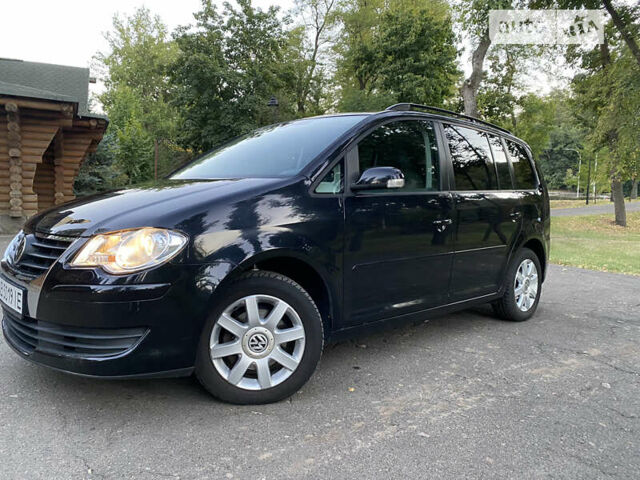 Черный Фольксваген Туран, объемом двигателя 1.6 л и пробегом 261 тыс. км за 7100 $, фото 34 на Automoto.ua