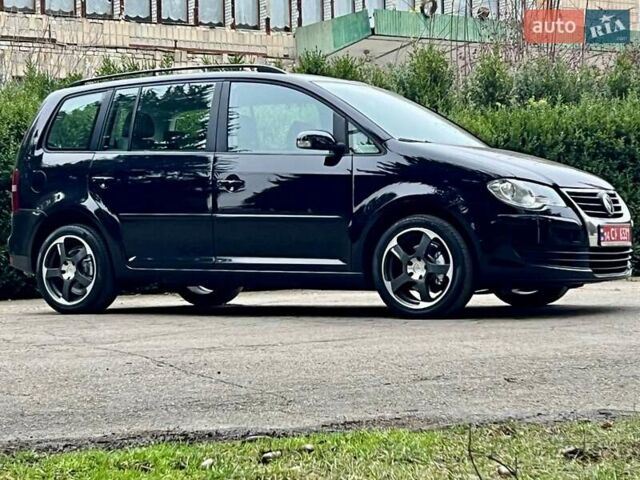 Чорний Фольксваген Туран, об'ємом двигуна 1.6 л та пробігом 221 тис. км за 7750 $, фото 14 на Automoto.ua