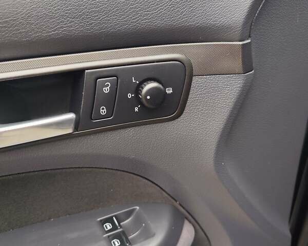 Чорний Фольксваген Туран, об'ємом двигуна 1.4 л та пробігом 194 тис. км за 6600 $, фото 14 на Automoto.ua