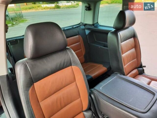 Черный Фольксваген Туран, объемом двигателя 1.6 л и пробегом 213 тыс. км за 8550 $, фото 101 на Automoto.ua