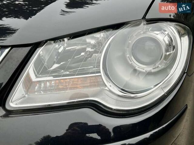 Чорний Фольксваген Туран, об'ємом двигуна 1.6 л та пробігом 221 тис. км за 7750 $, фото 27 на Automoto.ua