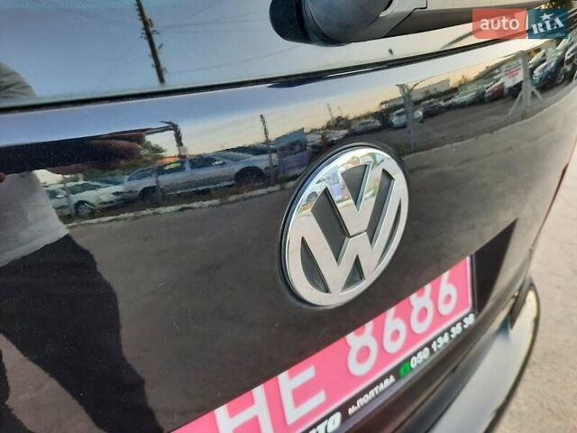 Черный Фольксваген Туран, объемом двигателя 1.6 л и пробегом 213 тыс. км за 8550 $, фото 114 на Automoto.ua