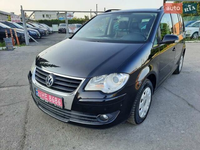 Черный Фольксваген Туран, объемом двигателя 1.6 л и пробегом 213 тыс. км за 8550 $, фото 38 на Automoto.ua
