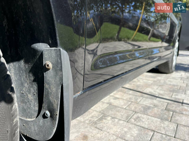 Чорний Фольксваген Туран, об'ємом двигуна 1.6 л та пробігом 227 тис. км за 7500 $, фото 12 на Automoto.ua