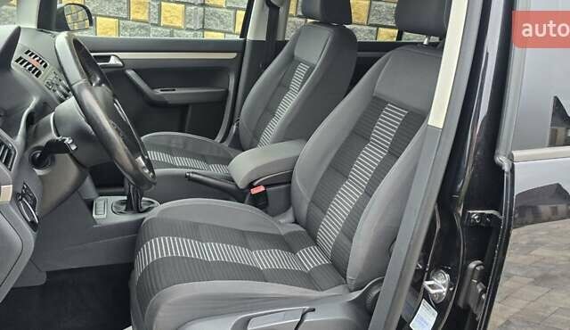 Чорний Фольксваген Туран, об'ємом двигуна 1.6 л та пробігом 242 тис. км за 6700 $, фото 25 на Automoto.ua