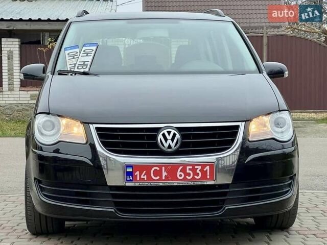 Чорний Фольксваген Туран, об'ємом двигуна 1.6 л та пробігом 221 тис. км за 7750 $, фото 94 на Automoto.ua