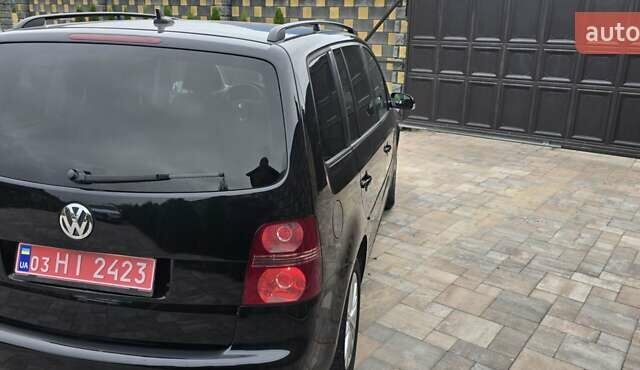 Чорний Фольксваген Туран, об'ємом двигуна 1.6 л та пробігом 242 тис. км за 6700 $, фото 22 на Automoto.ua