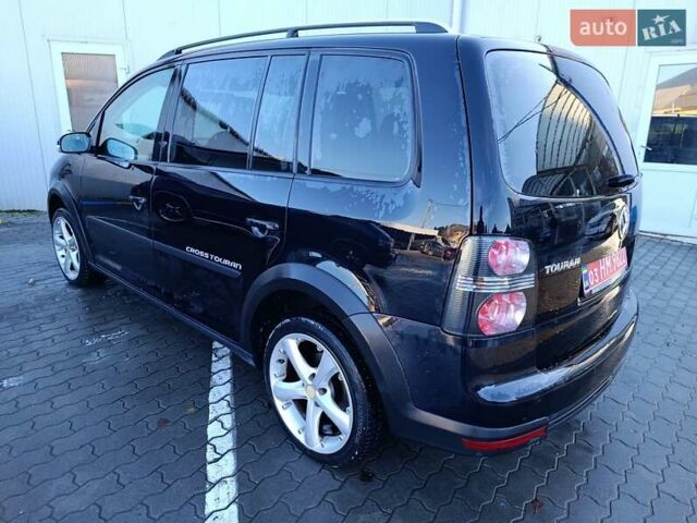 Черный Фольксваген Туран, объемом двигателя 1.6 л и пробегом 222 тыс. км за 7600 $, фото 6 на Automoto.ua