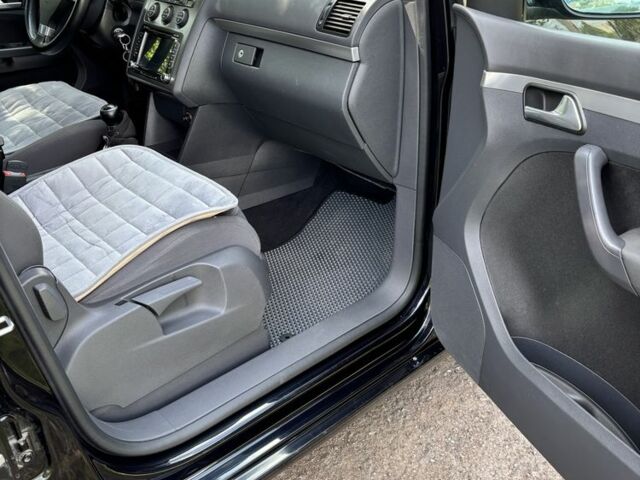 Черный Фольксваген Туран, объемом двигателя 1.4 л и пробегом 191 тыс. км за 8500 $, фото 15 на Automoto.ua