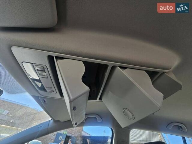 Чорний Фольксваген Туран, об'ємом двигуна 1.4 л та пробігом 216 тис. км за 7800 $, фото 20 на Automoto.ua