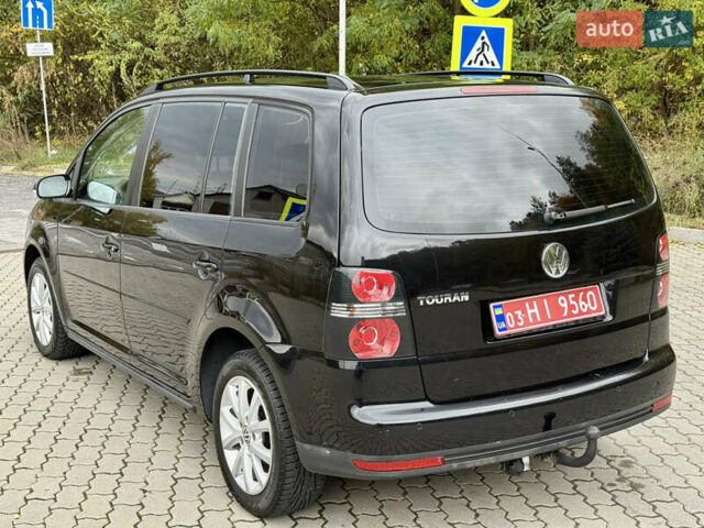 Чорний Фольксваген Туран, об'ємом двигуна 1.6 л та пробігом 200 тис. км за 7950 $, фото 27 на Automoto.ua