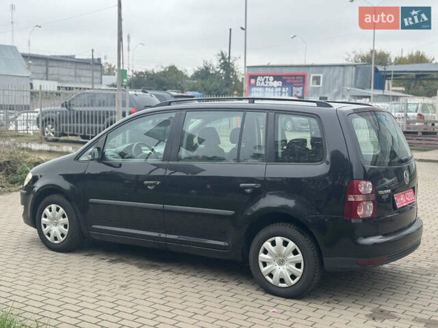 Чорний Фольксваген Туран, об'ємом двигуна 1.6 л та пробігом 260 тис. км за 6299 $, фото 4 на Automoto.ua