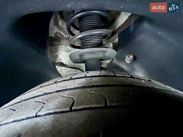 Чорний Фольксваген Туран, об'ємом двигуна 1.6 л та пробігом 221 тис. км за 7750 $, фото 45 на Automoto.ua