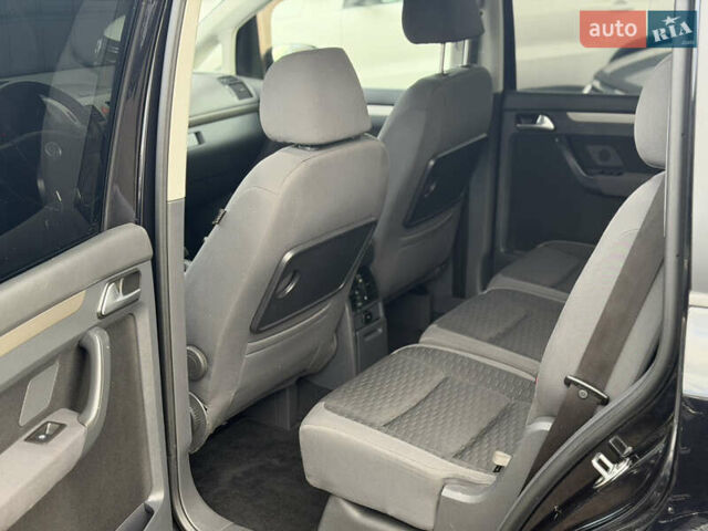 Чорний Фольксваген Туран, об'ємом двигуна 1.4 л та пробігом 169 тис. км за 7250 $, фото 13 на Automoto.ua